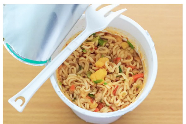 บะหมี่กึ่งสำเร็จรูป