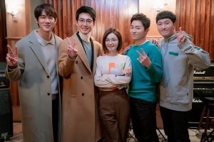 เพลย์ลิสต์ชุดกาวน์ ซีซั่น 2