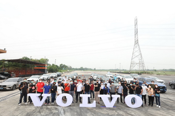 VOLVO DRIVING EXPERIENCE 2022